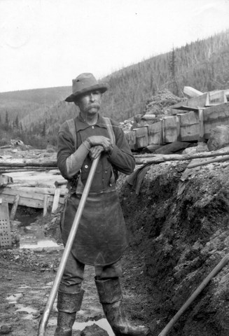 What is Placer Gold Mining? - Yukon - Charley Rivers National Preserve  (U.S. National Park Service)