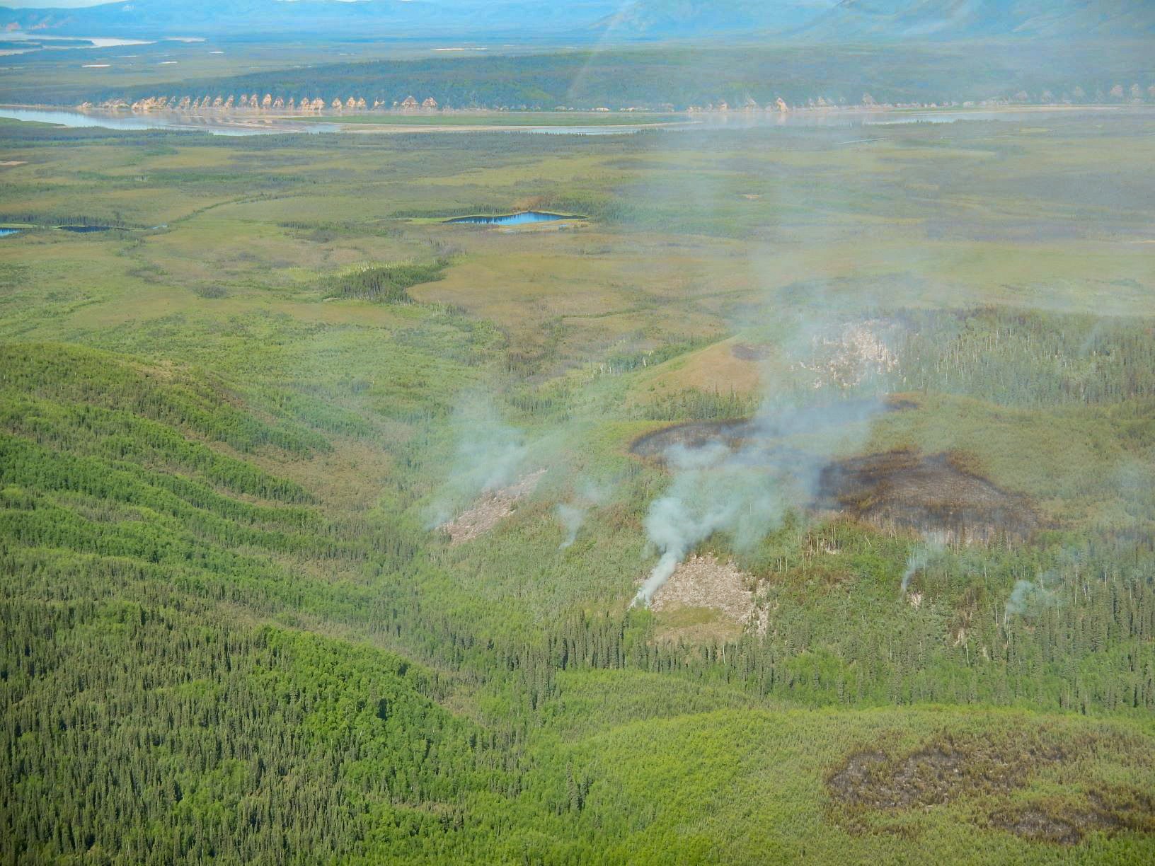Aerial photo of the lightning-caused Yukon Charley Fire, just east of the Charley River and south of the Yukon River