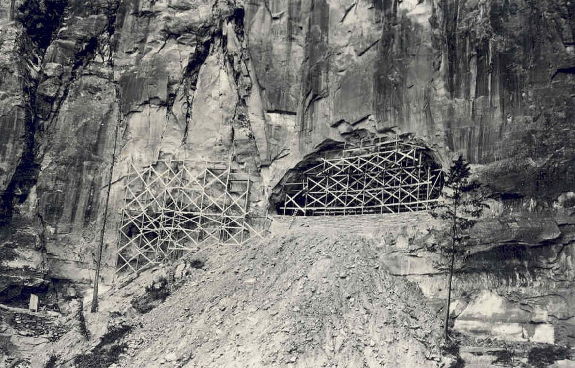 Zion-Mt. Carmel Highway and Tunnel History - Zion National Park (U.S.  National Park Service)