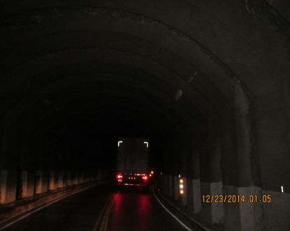 Truck stuck in Zion Tunnel