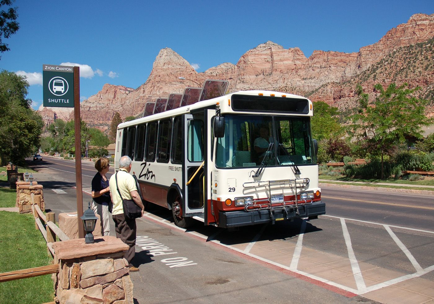 Zion NP Shuttle in Springdale