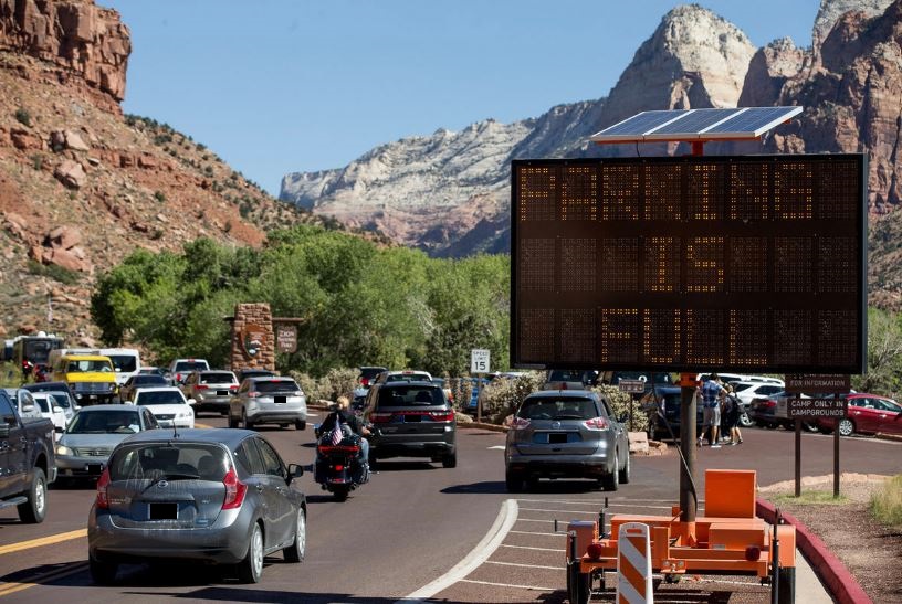 Tips For Dealing With Crowds Zion National Park Us National Park