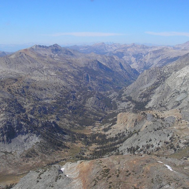 Goddard Canyon, Kings Canyon National Park. Photo by: Bob Meadows.